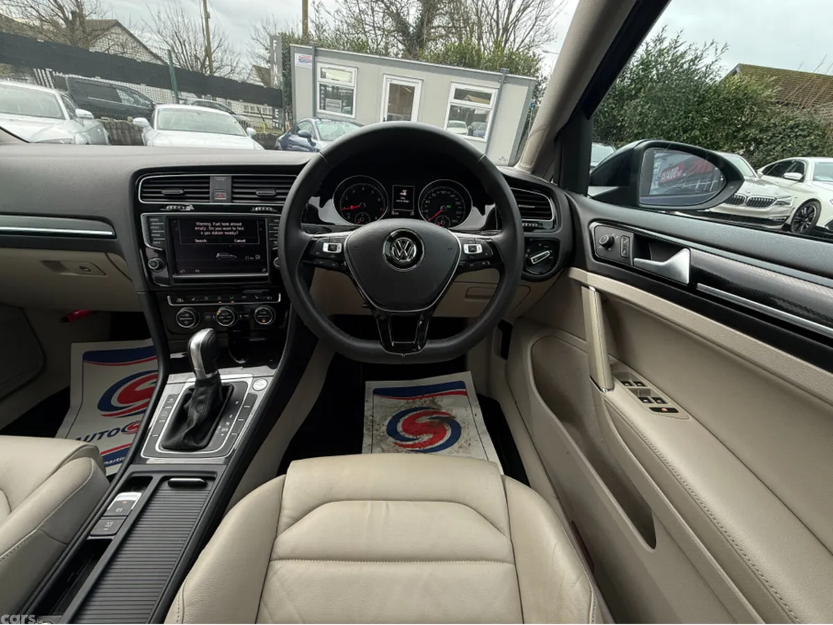 Volkswagen Golf Hatchback, Petrol, 2015, Blue