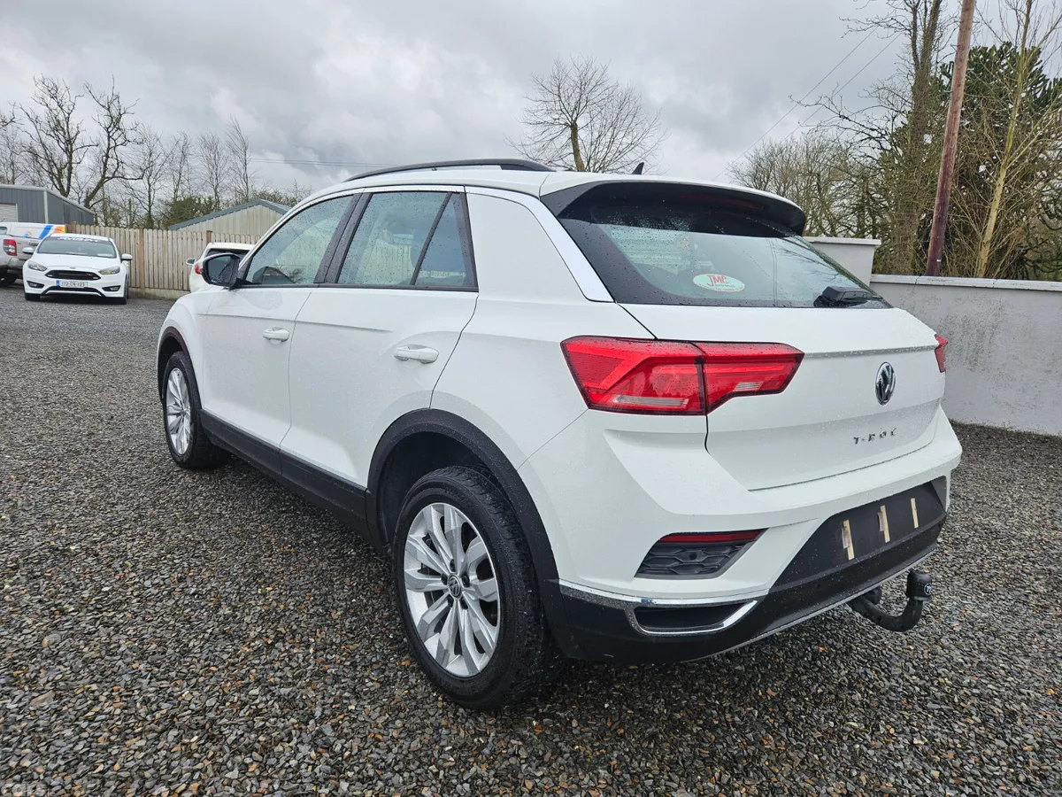 Volkswagen T-Roc SUV, Diesel, 2019, White