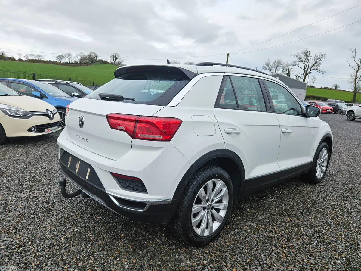 Volkswagen T-Roc SUV, Diesel, 2019, White