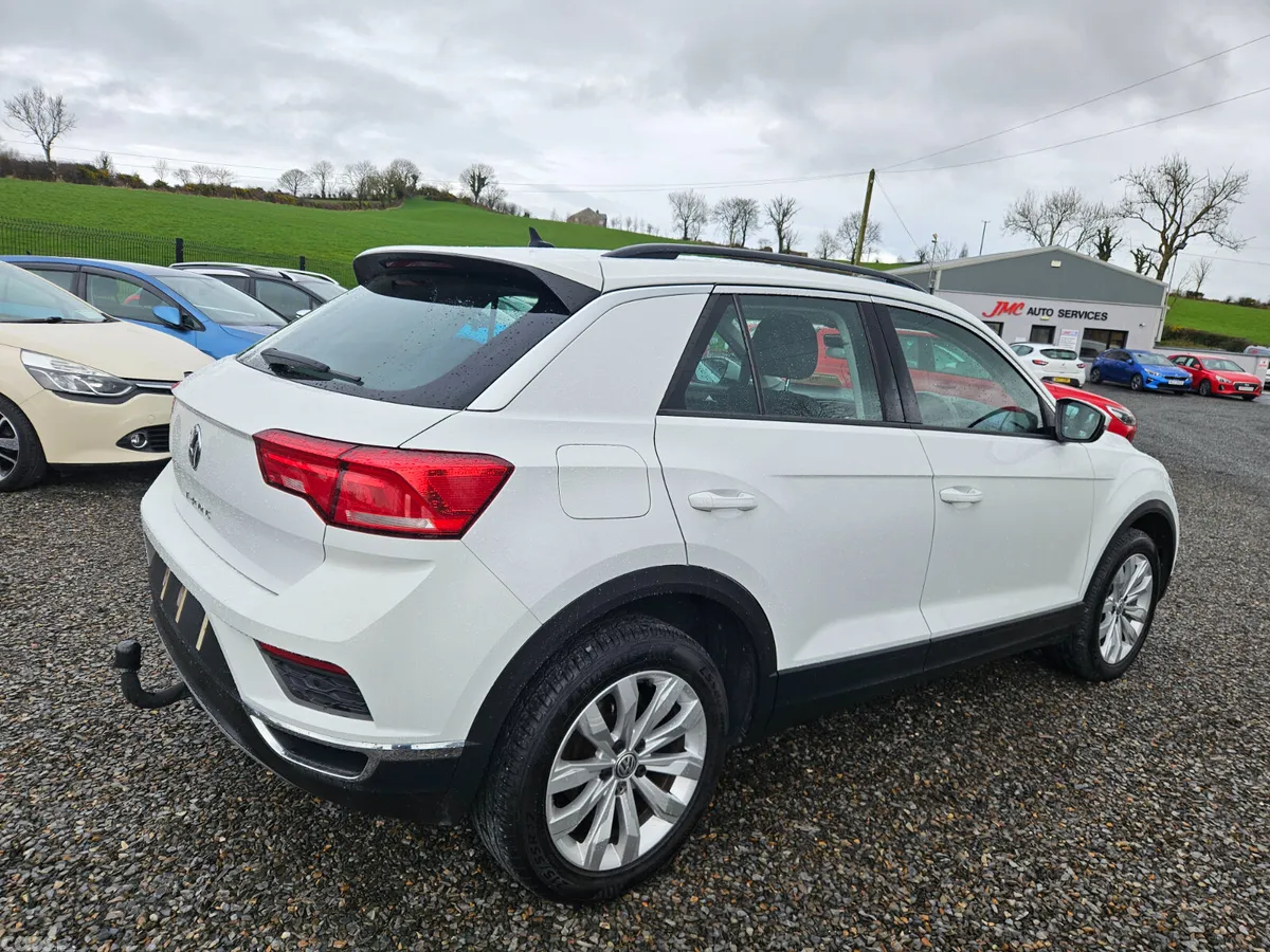Volkswagen T-Roc SUV, Diesel, 2019, White
