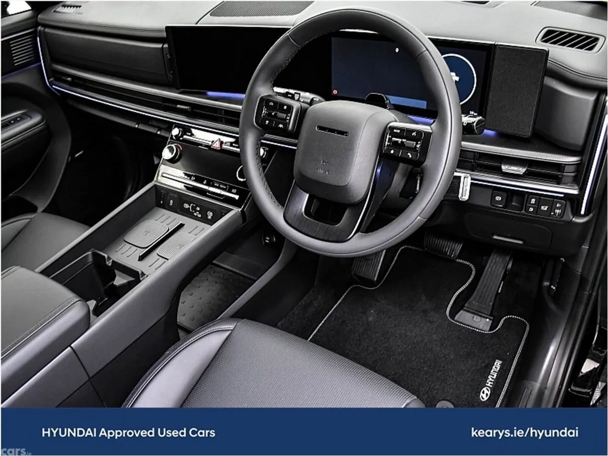 Hyundai Santa Fe SUV, Petrol Plug-in Hybrid, 2025, Black