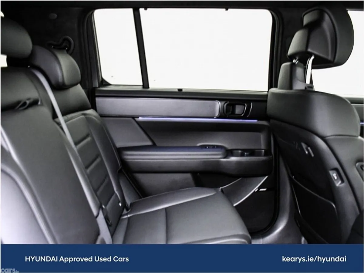 Hyundai Santa Fe SUV, Petrol Plug-in Hybrid, 2025, Black