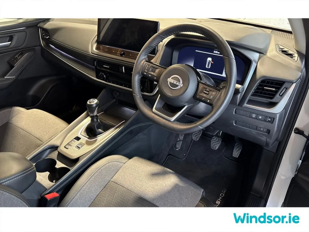 Nissan Qashqai MPV, Petrol, 2025, White
