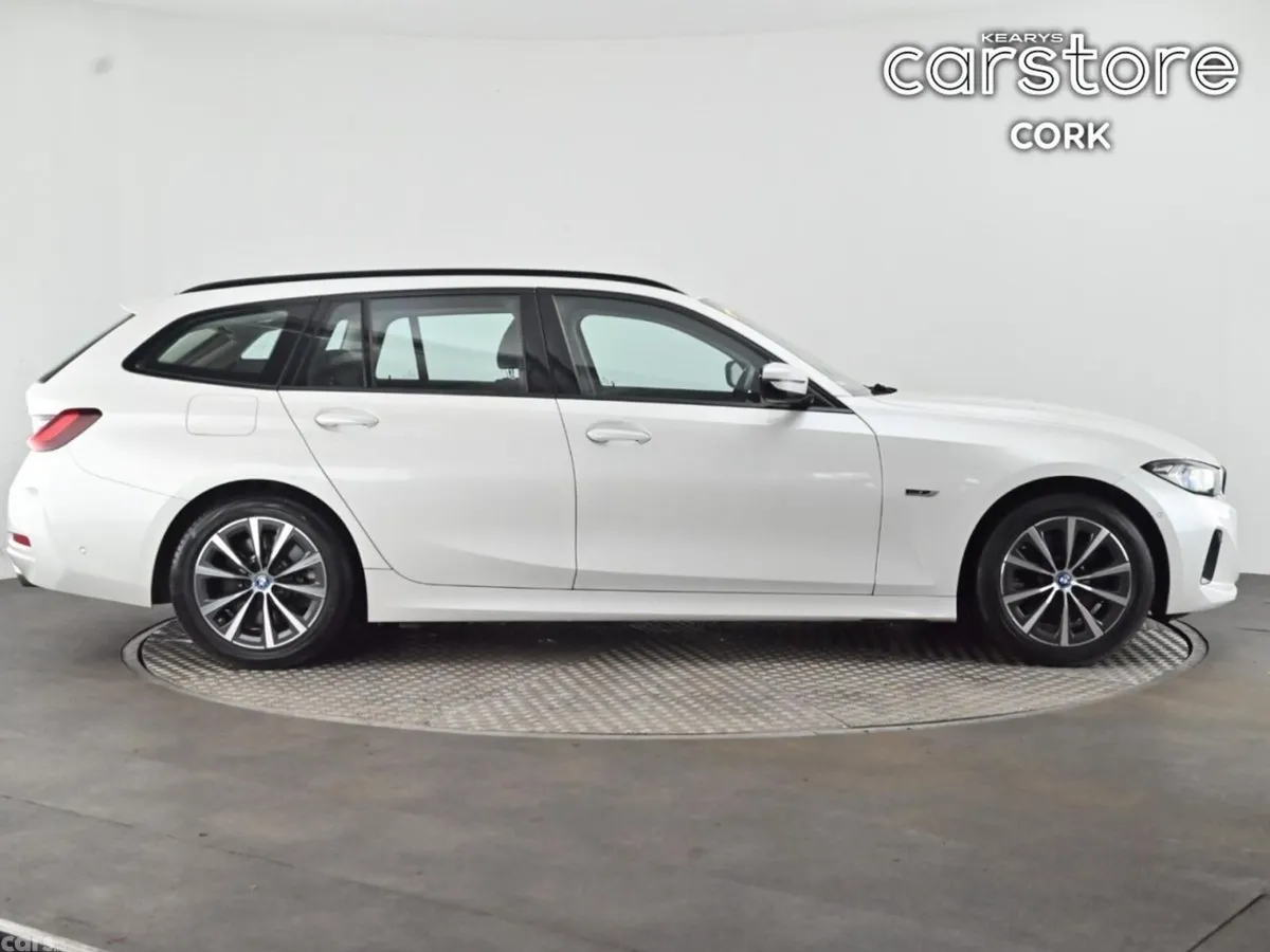BMW 3-Series Estate, Petrol Plug-in Hybrid, 2023, White