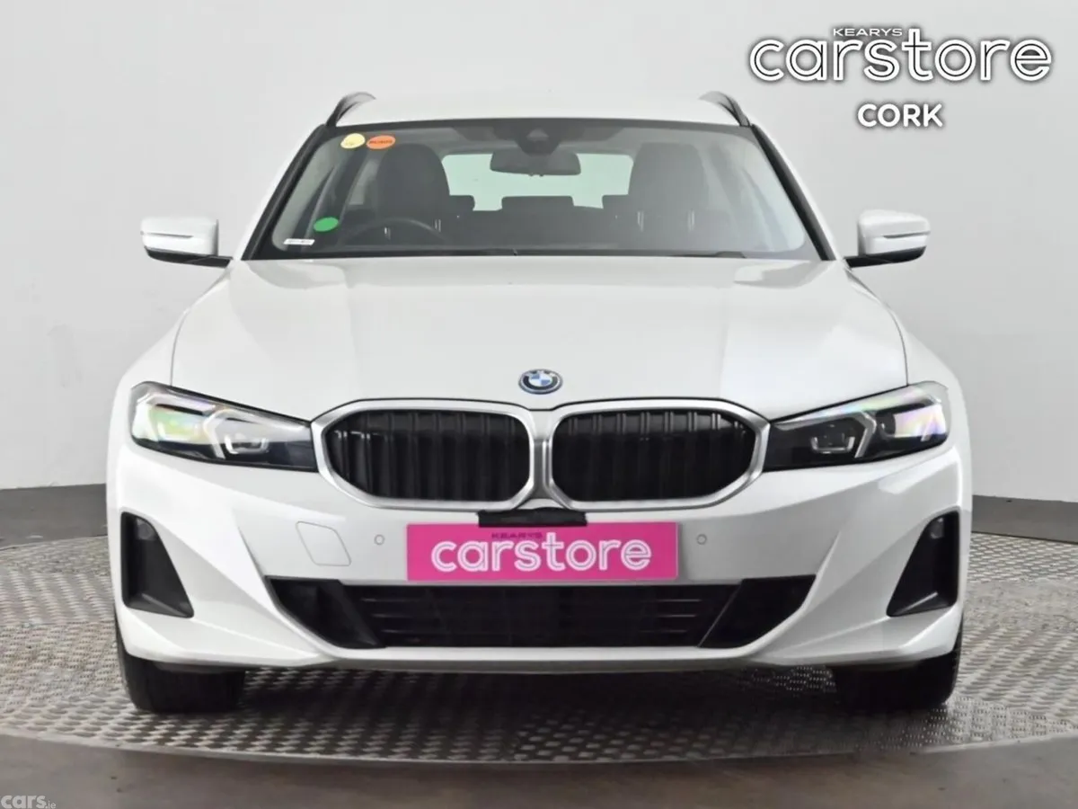 BMW 3-Series Estate, Petrol Plug-in Hybrid, 2023, White