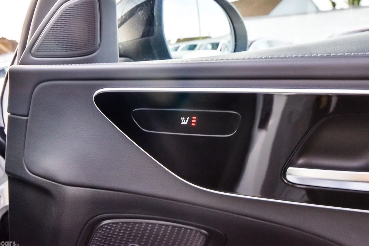 Mercedes-Benz C-Class Saloon, Diesel Hybrid, 2023, White