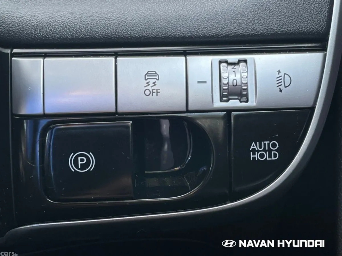 Hyundai IONIQ 5 MPV, Electric, 2023, White