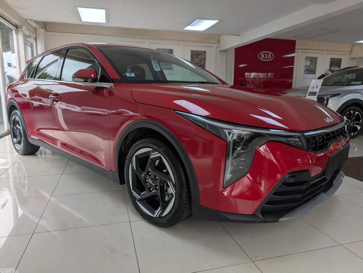 Kia K4 Hatchback, Petrol, 2027, Red