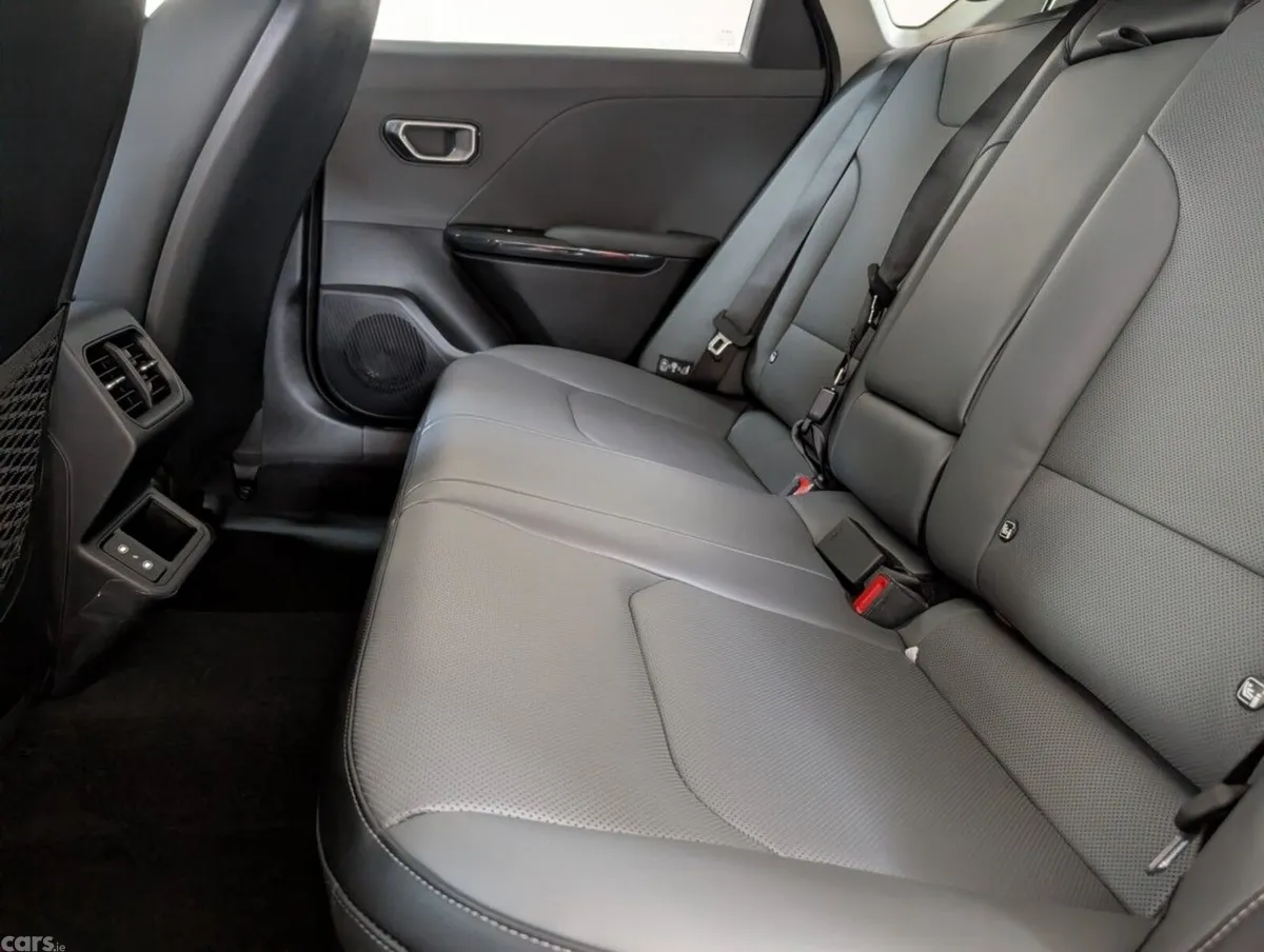 Kia K4 Hatchback, Petrol, 2027, Red