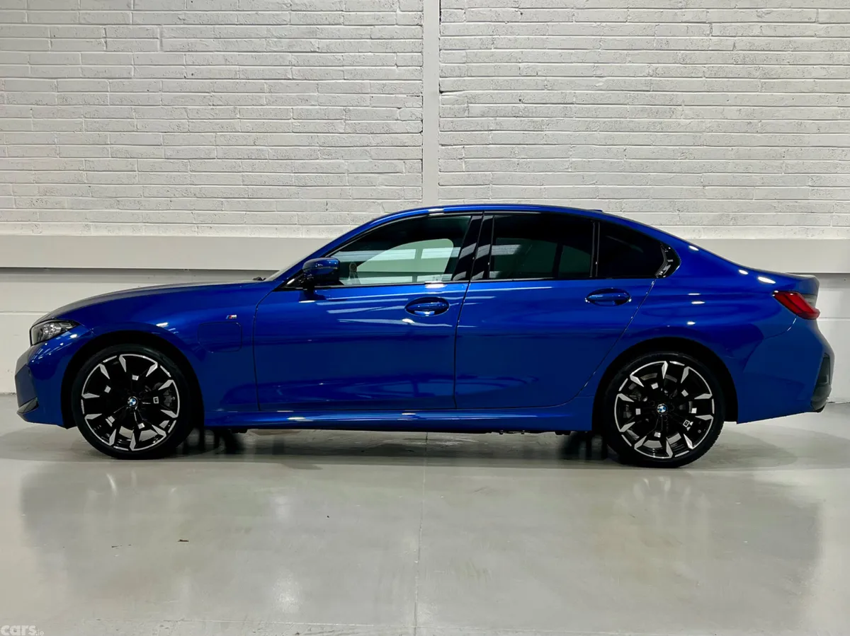 BMW 3-Series Saloon, Petrol Plug-in Hybrid, 2025, Blue