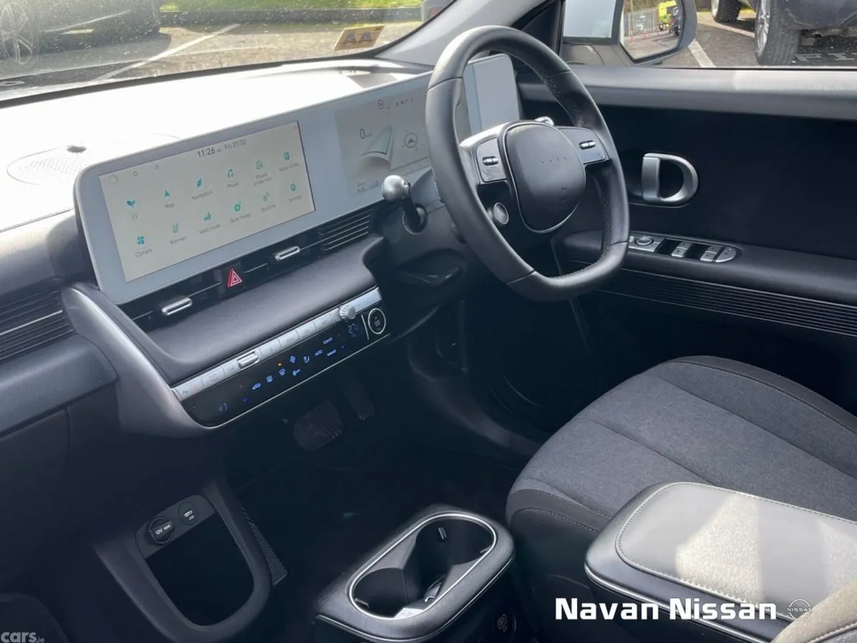 Hyundai IONIQ 5 MPV, Electric, 2023, White