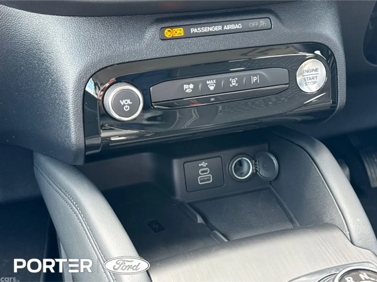 Ford Kuga SUV, Petrol Plug-in Hybrid, 2026, Black