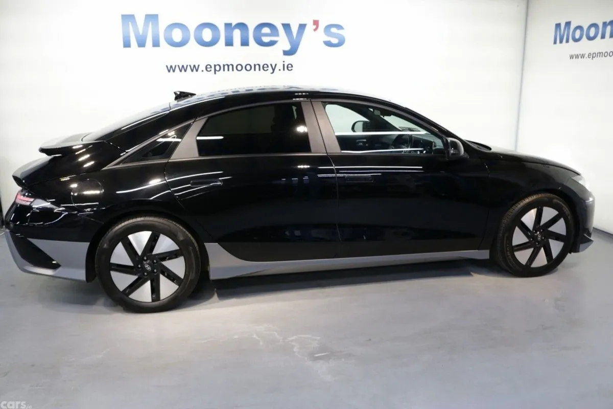 Hyundai IONIQ 6 Saloon, Electric, 2023, Black