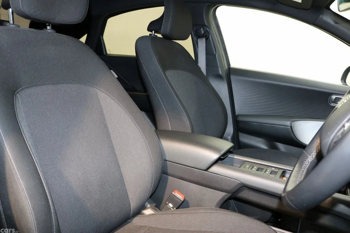 Hyundai IONIQ 6 Saloon, Electric, 2023, Black