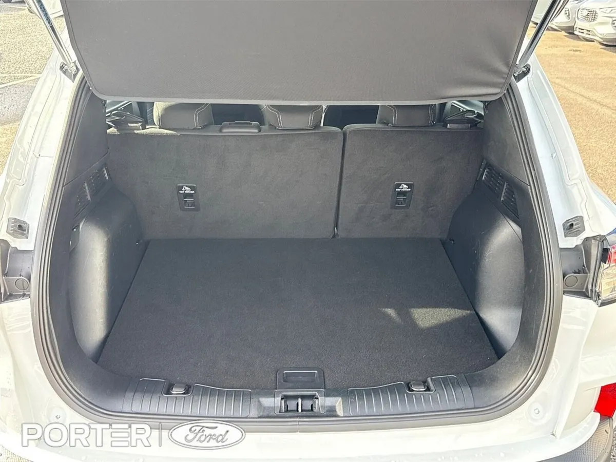 Ford Kuga SUV, Petrol, 2024, White