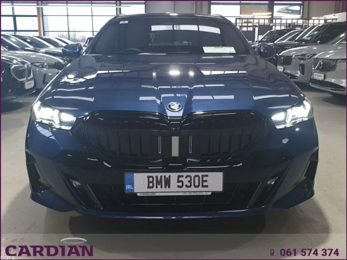 BMW 5-Series Estate, Petrol Hybrid, 2025, Blue