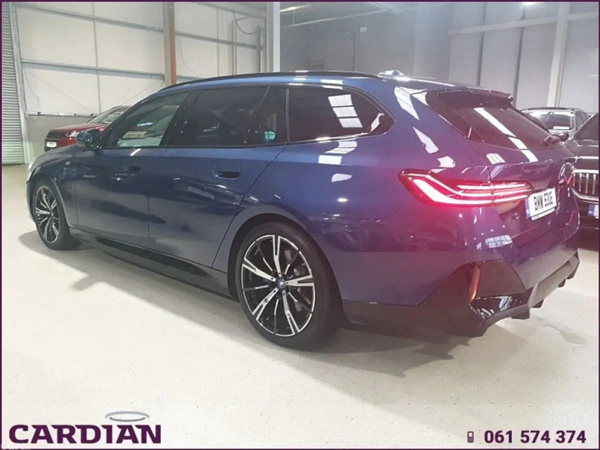 BMW 5-Series Estate, Petrol Hybrid, 2025, Blue