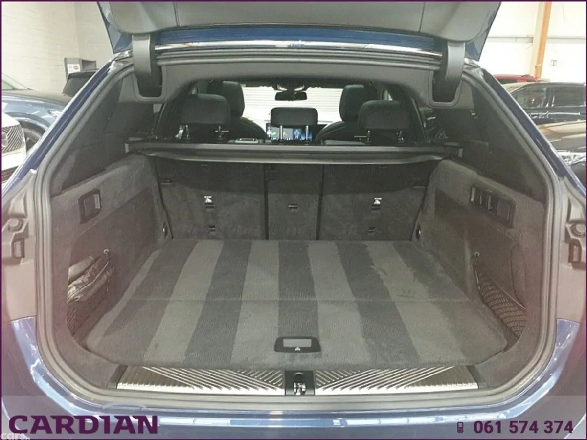 BMW 5-Series Estate, Petrol Hybrid, 2025, Blue