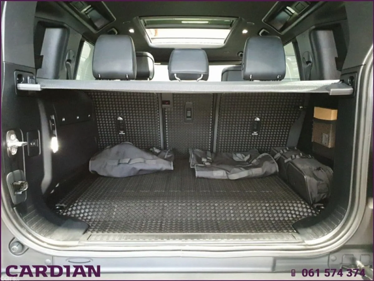 Land Rover Defender SUV, Petrol Hybrid, 2025, Blue