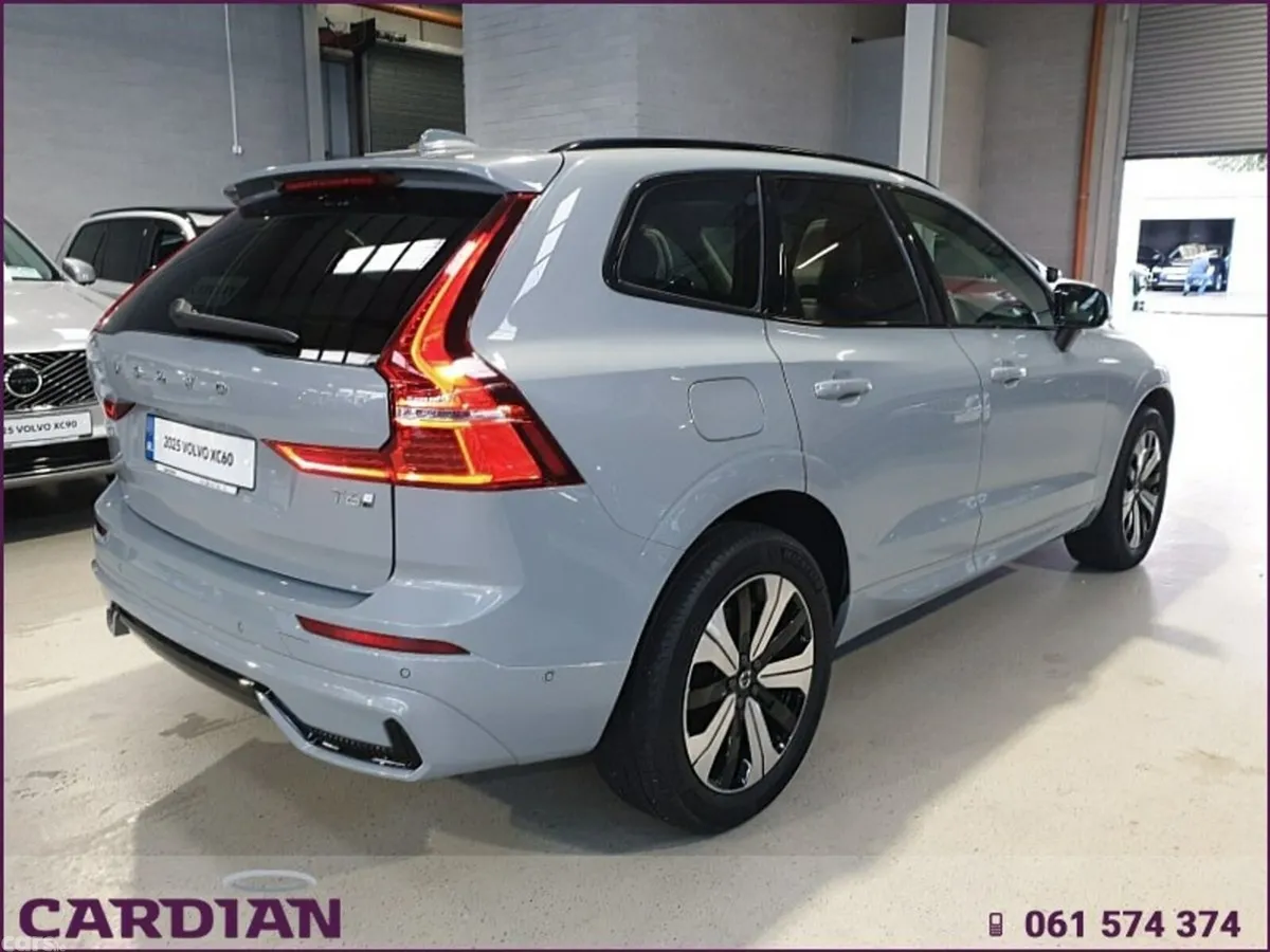 Volvo XC60 SUV, Petrol Hybrid, 2025, Grey