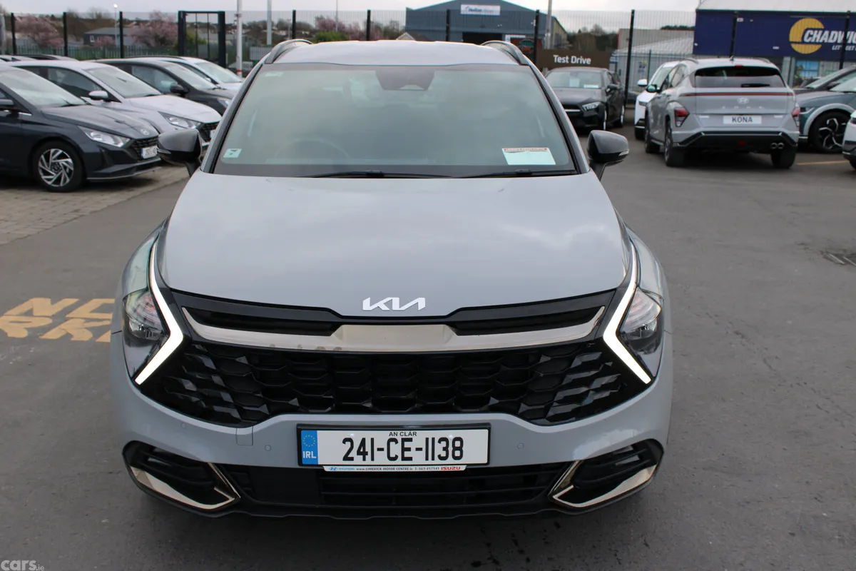 Kia Sportage SUV, Petrol Hybrid, 2024, Grey