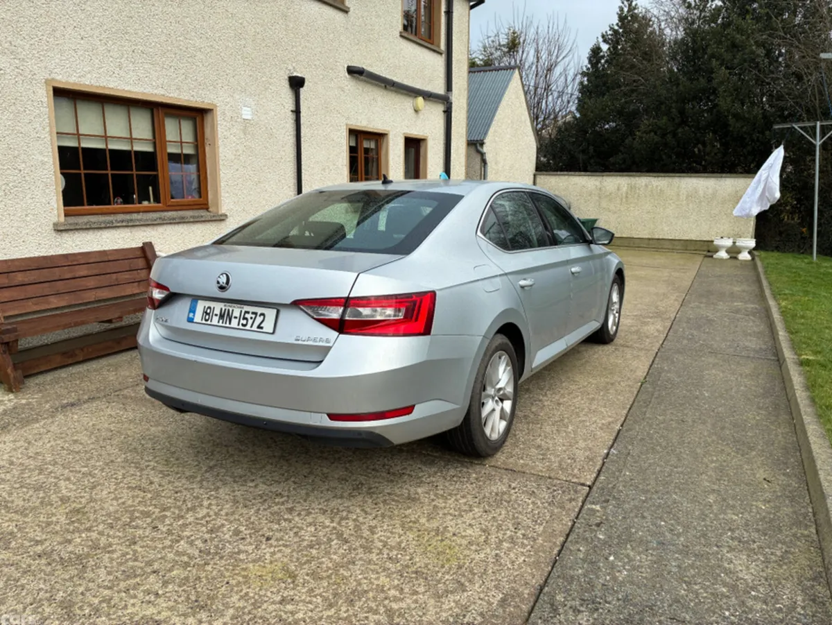 Skoda Superb Hatchback, Diesel, 2018, Silver