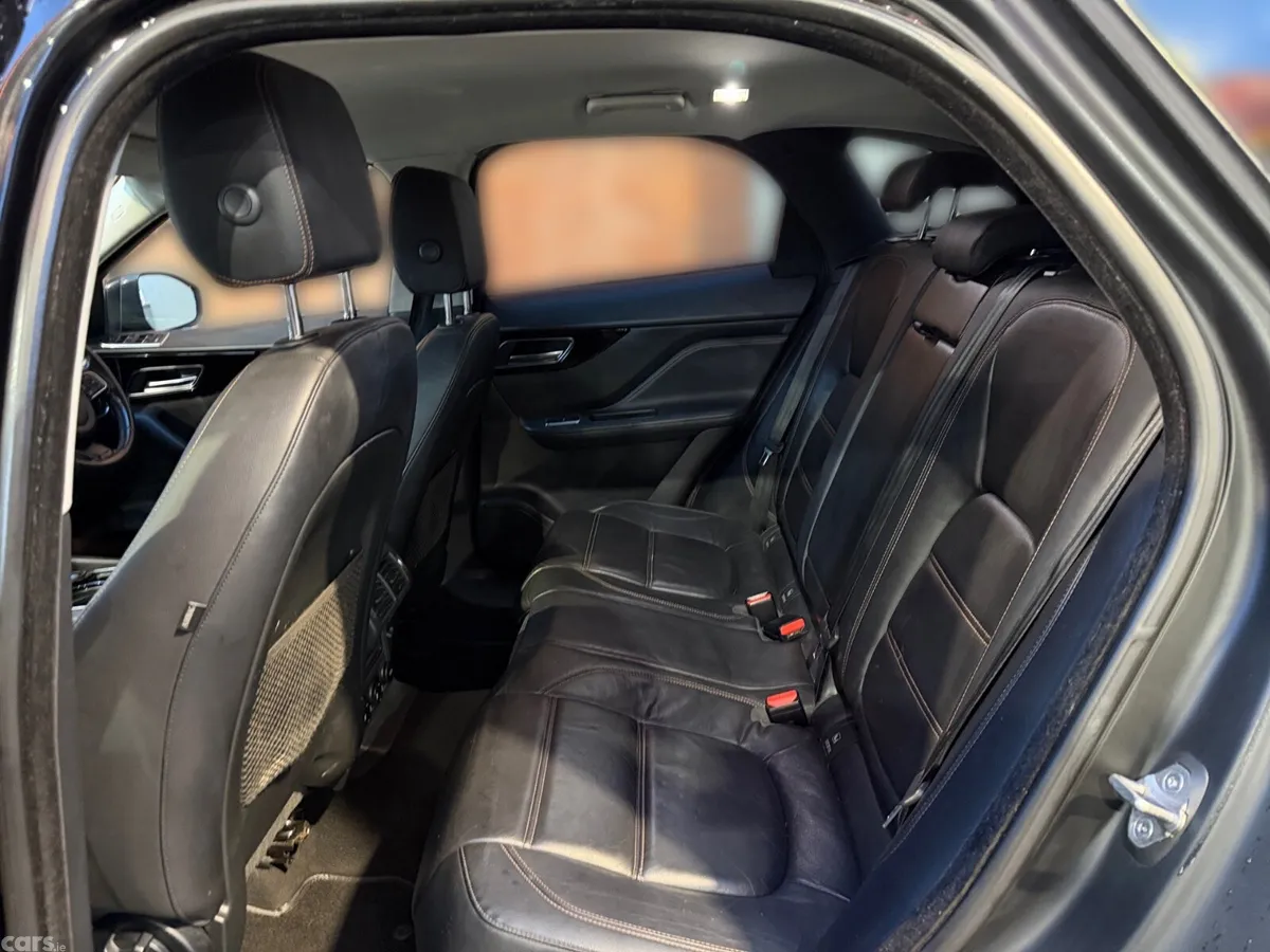 Jaguar F-Pace SUV, Diesel, 2016, Black