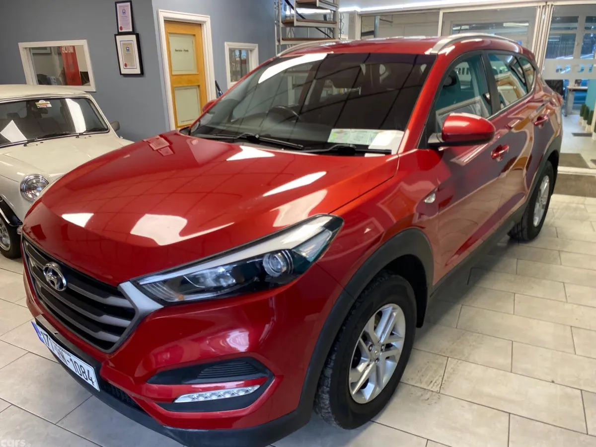 Hyundai Tucson SUV, Diesel, 2017, Red