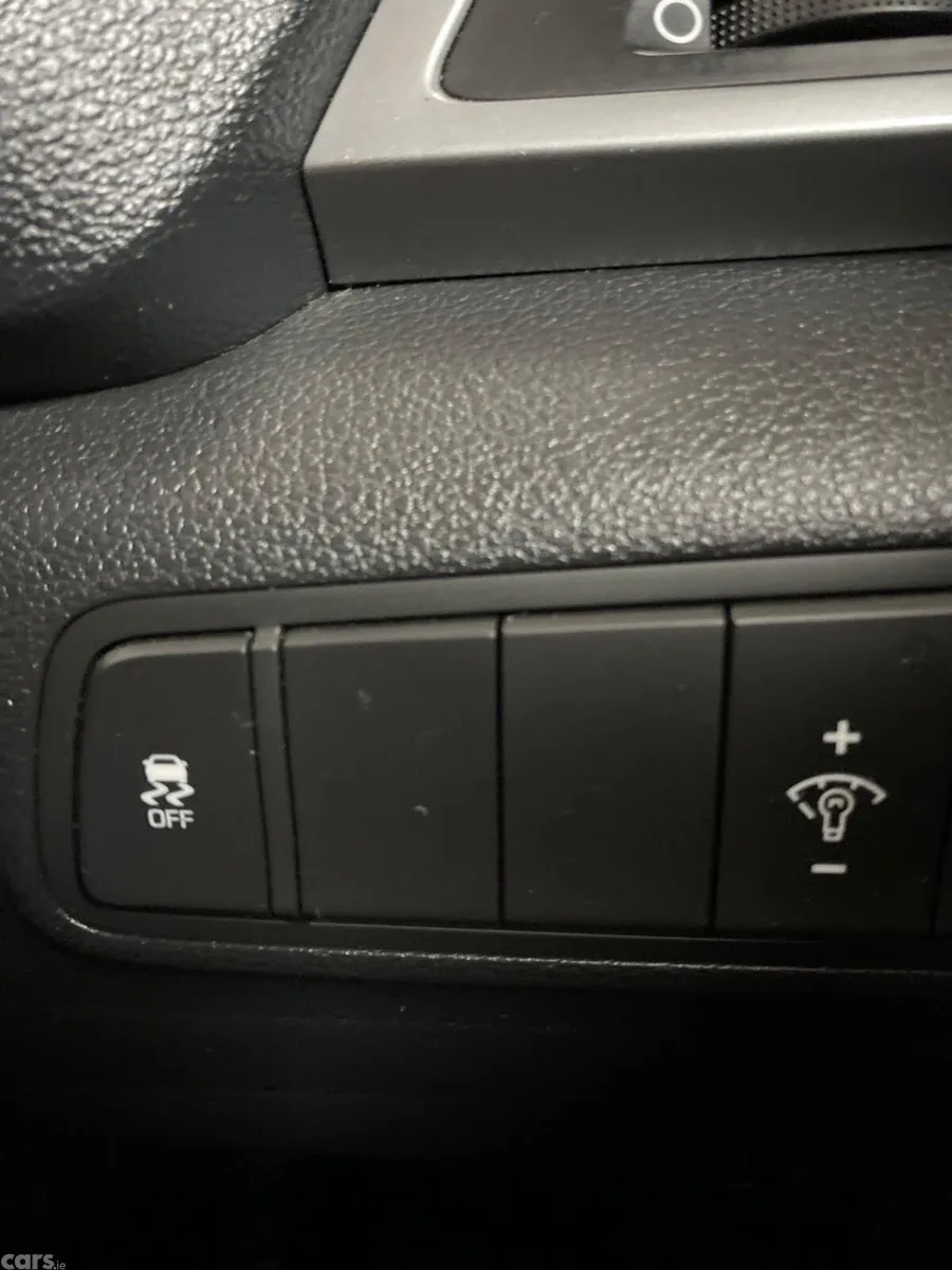 Hyundai Tucson SUV, Diesel, 2017, Red