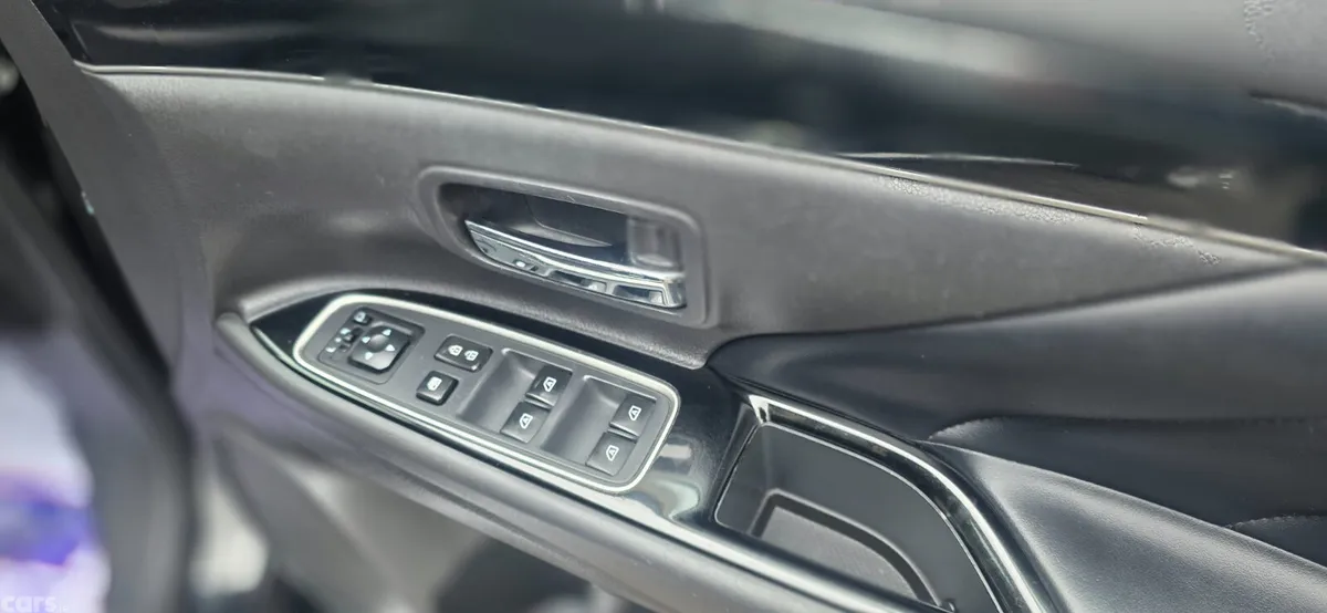 Mitsubishi Outlander SUV, Petrol Plug-in Hybrid, 2020, Black