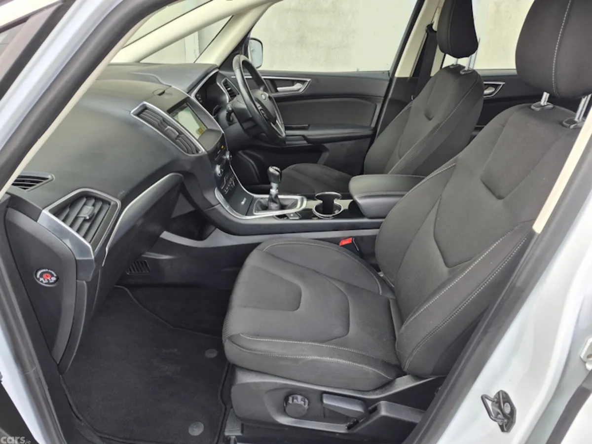 Ford S-Max MPV, Diesel, 2018, White