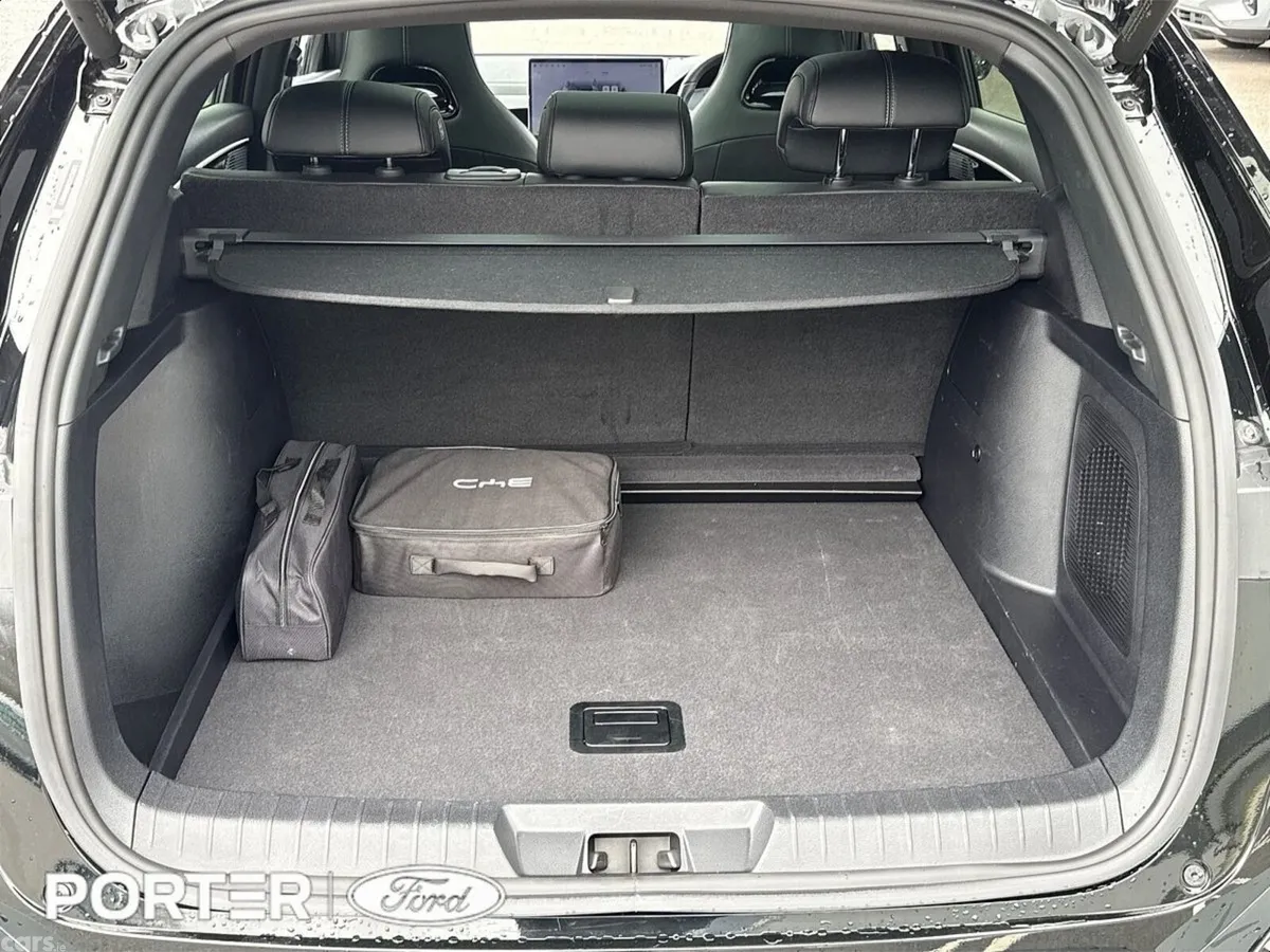 BYD SEAL U SUV, Petrol Hybrid, 2025, Black