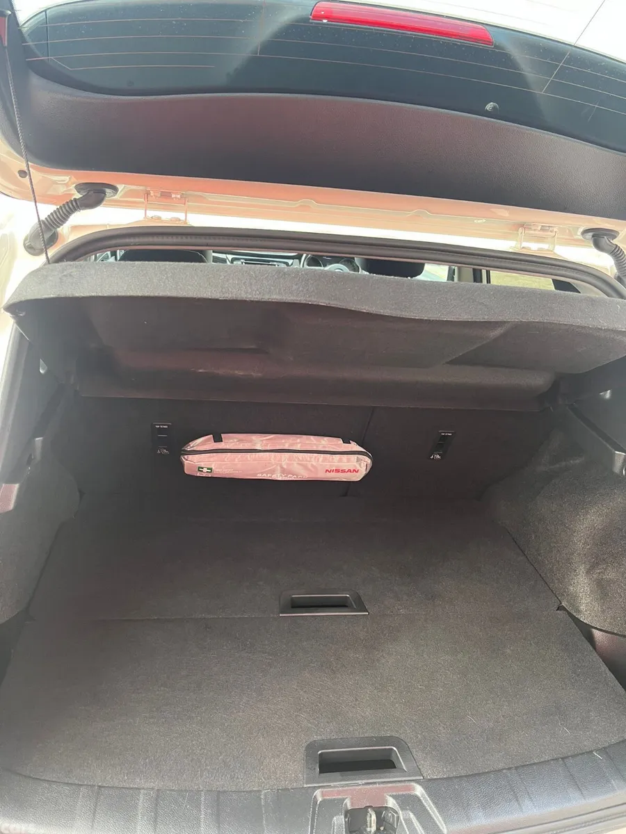 Nissan Qashqai MPV, Diesel, 2018, White