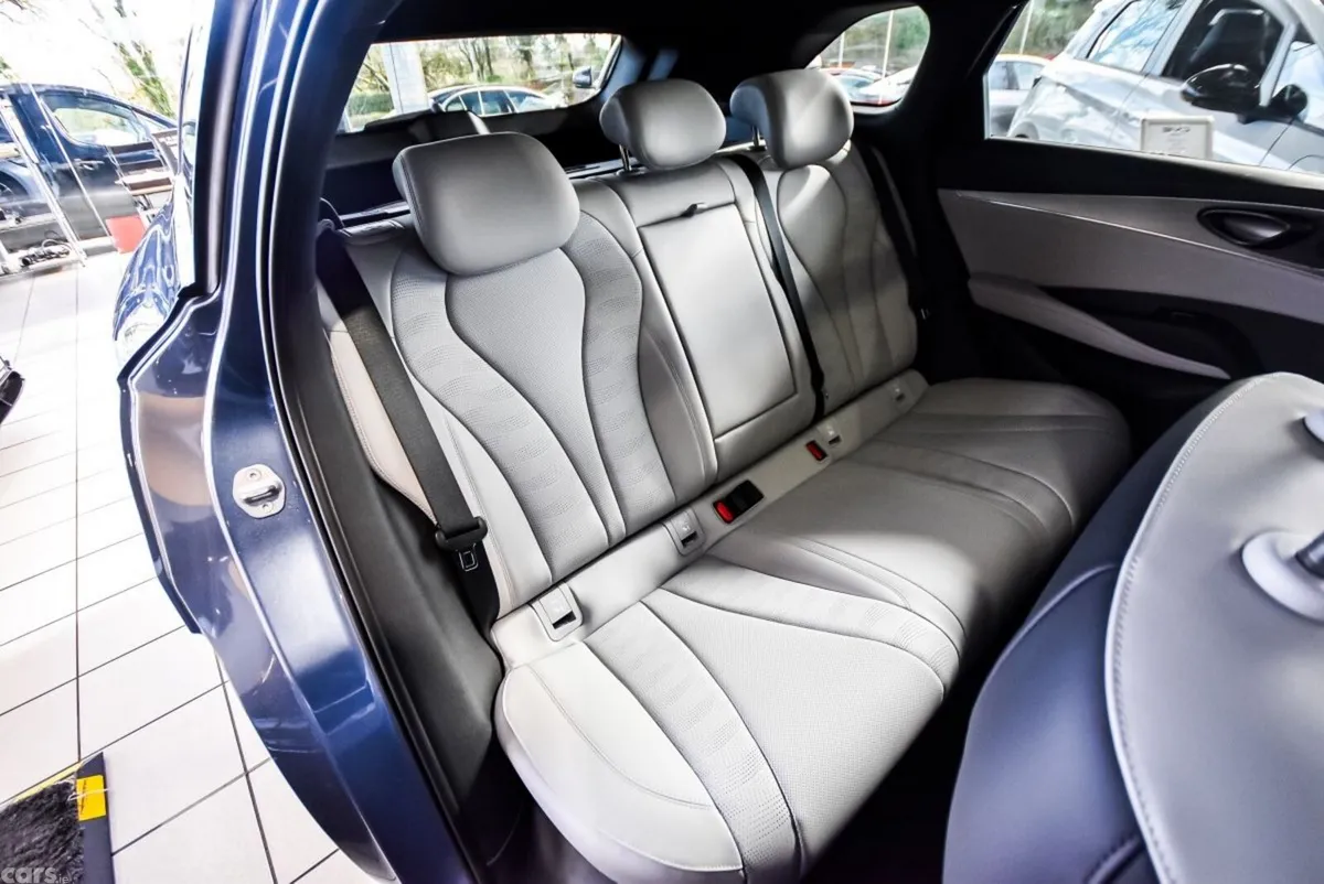 BYD Seal 6 Estate, Petrol Plug-in Hybrid, 2026, Blue