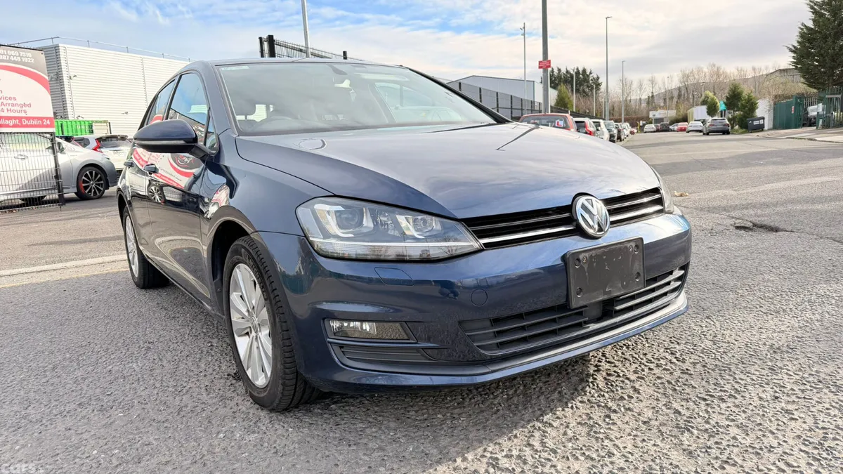 Volkswagen Golf Hatchback, Petrol, 2015, Blue