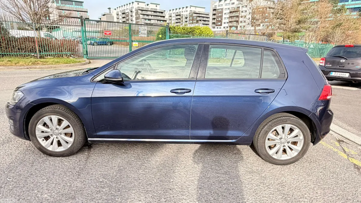 Volkswagen Golf Hatchback, Petrol, 2015, Blue