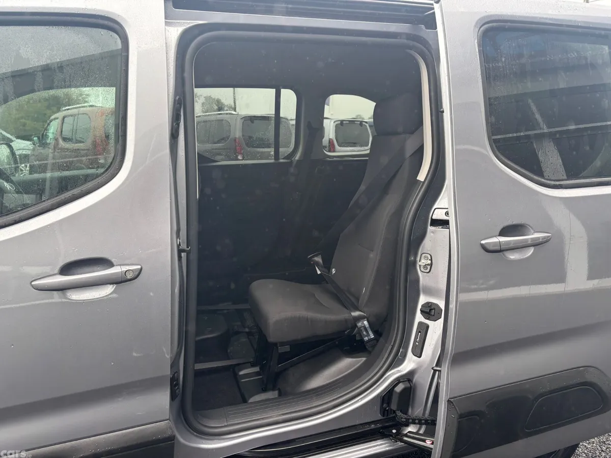 Citroen Berlingo MPV, Diesel, 2024, Grey