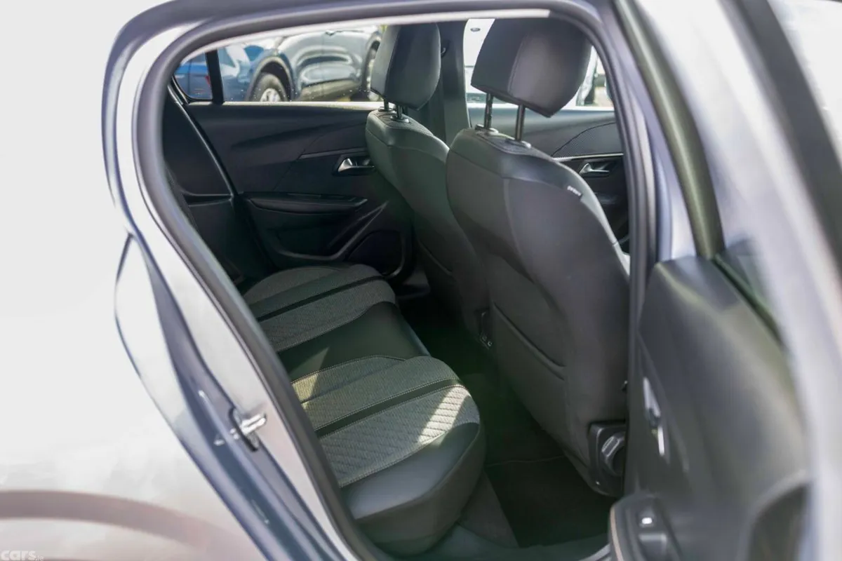 Peugeot 208 Hatchback, Petrol, 2025, Grey