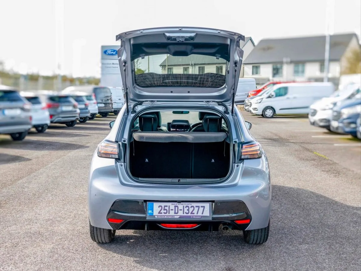 Peugeot 208 Hatchback, Petrol, 2025, Grey