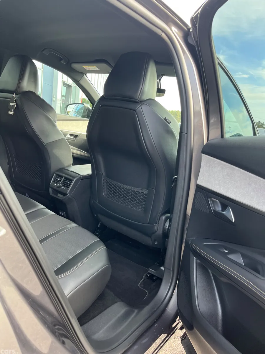Peugeot 3008 MPV, Diesel, 2022, Grey