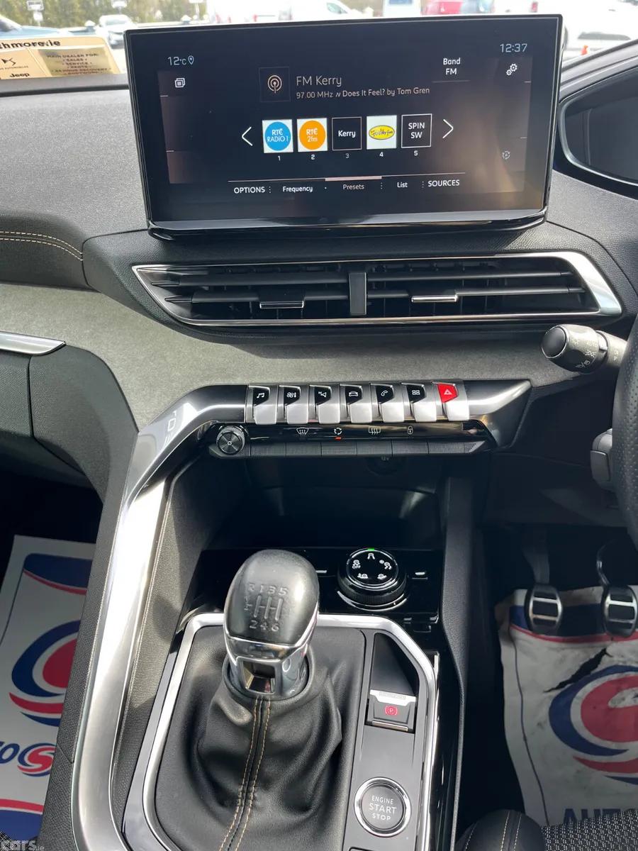 Peugeot 3008 MPV, Diesel, 2022, Grey