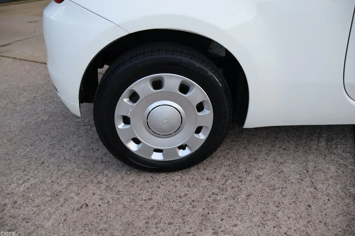 Fiat 500 Hatchback, Petrol, 2016, White