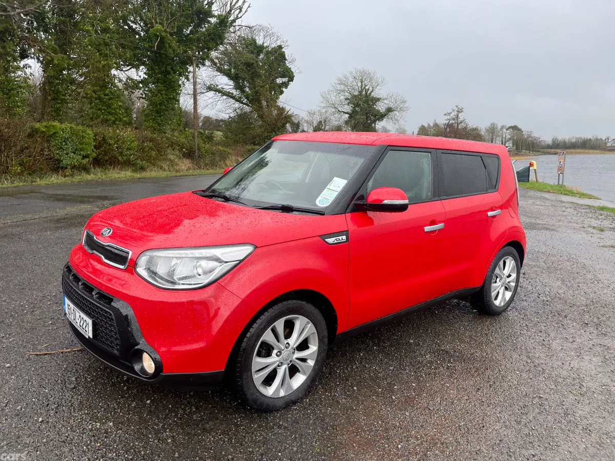 Kia Soul Hatchback, Diesel, 2015, Red