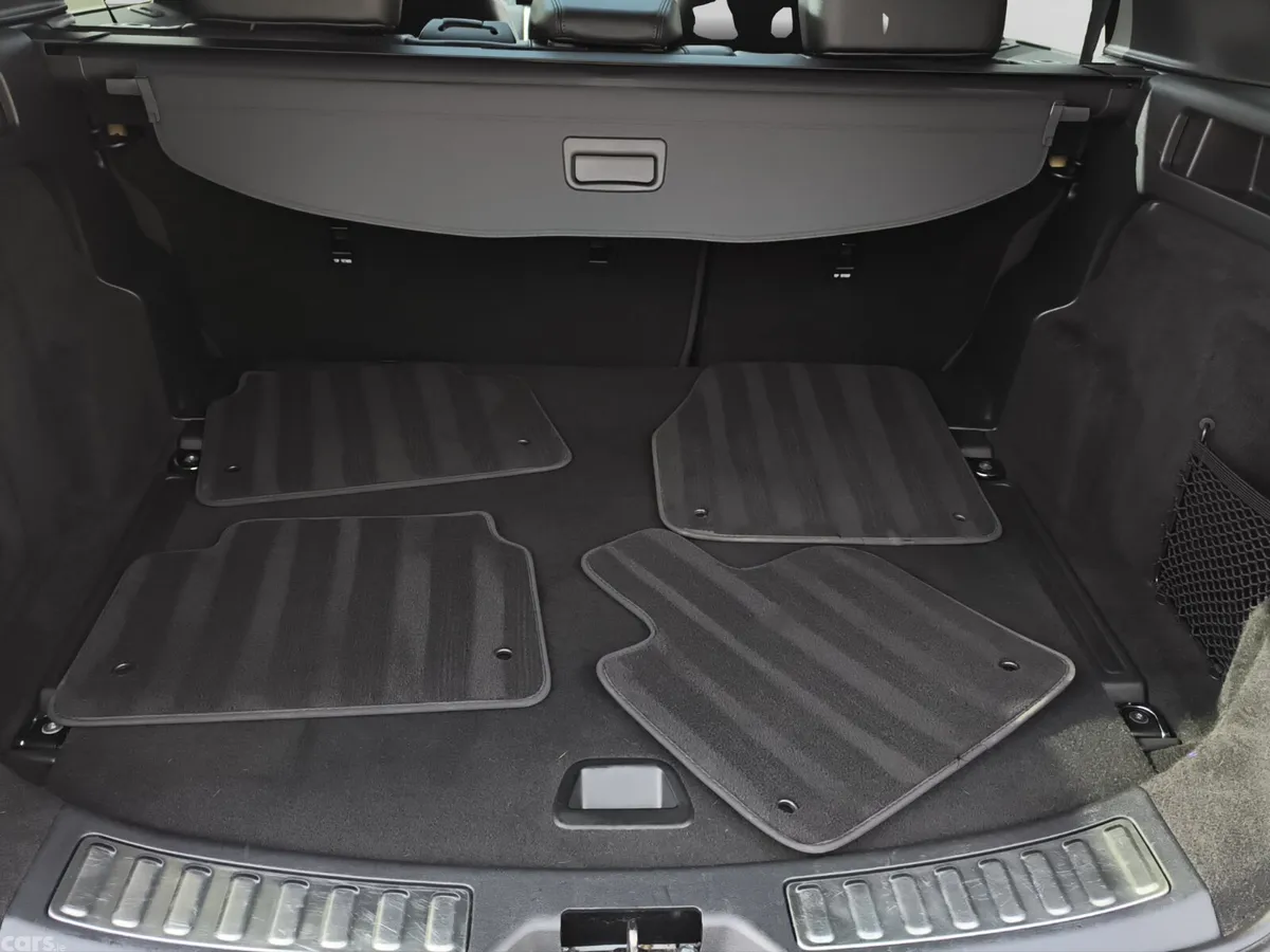 Land Rover Discovery Sport SUV, Petrol Plug-in Hybrid, 2023, Silver