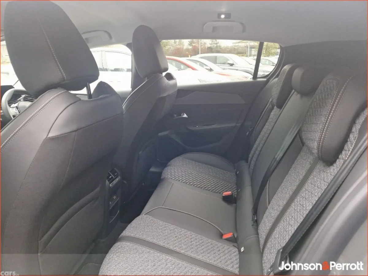 Peugeot 308 Hatchback, Petrol, 2026, Grey
