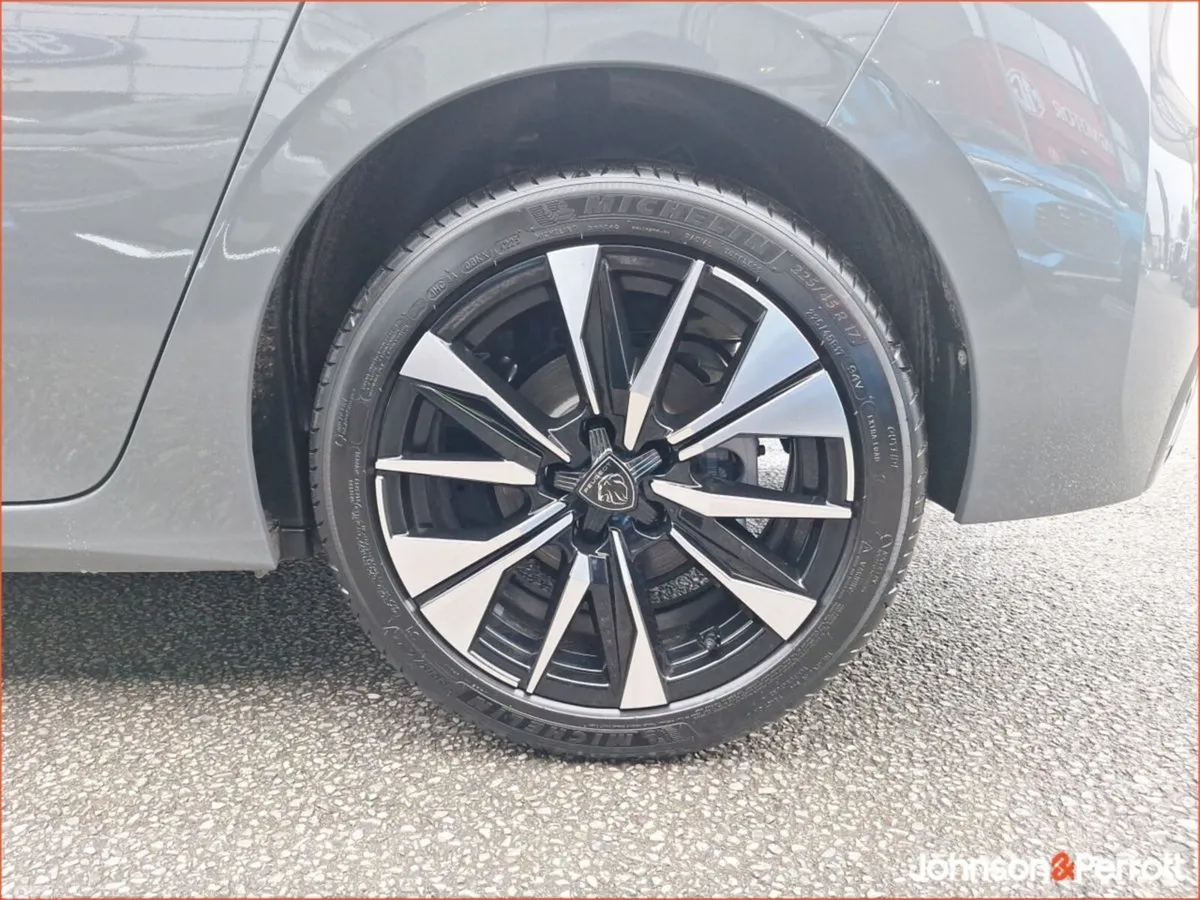 Peugeot 308 Hatchback, Petrol, 2026, Grey