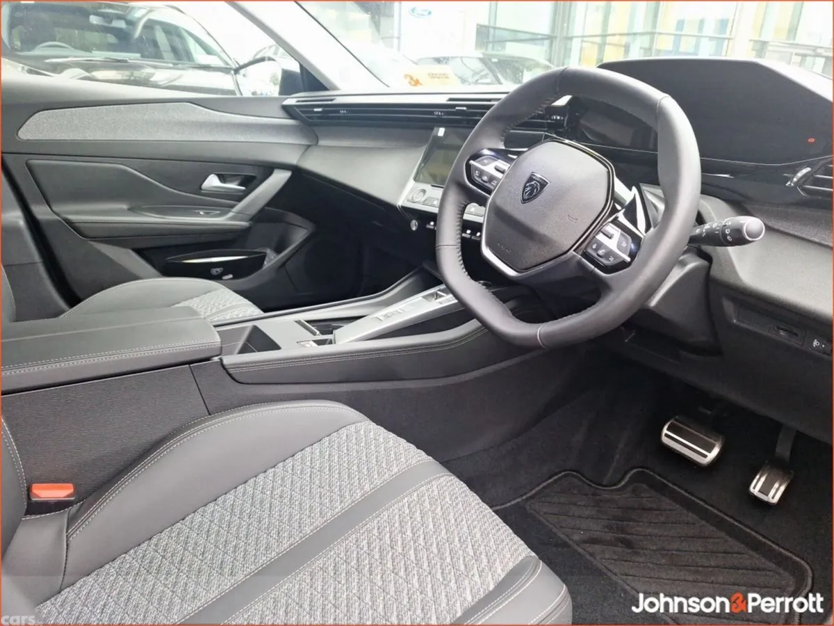 Peugeot 308 Hatchback, Petrol, 2026, Grey