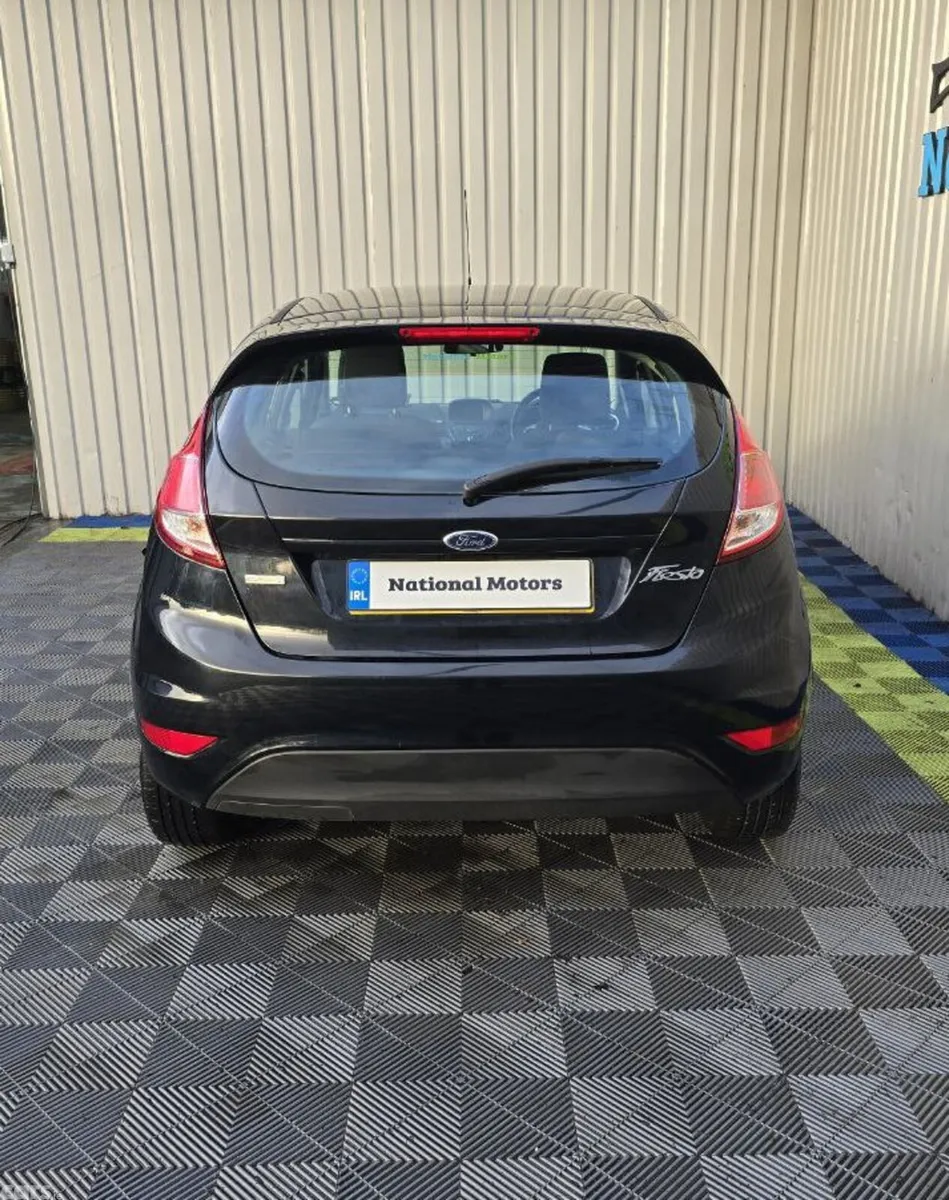 Ford Fiesta Hatchback, Petrol, 2016, Black