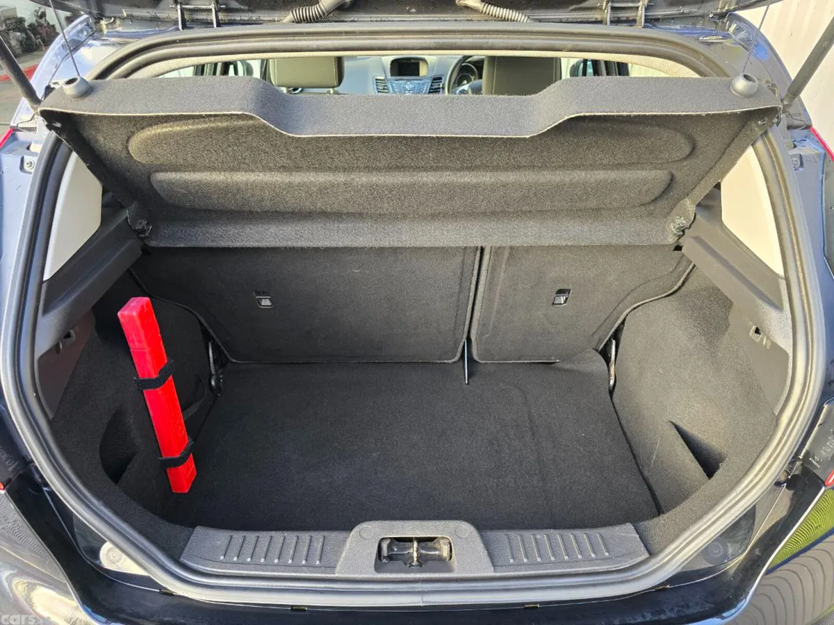 Ford Fiesta Hatchback, Petrol, 2016, Black
