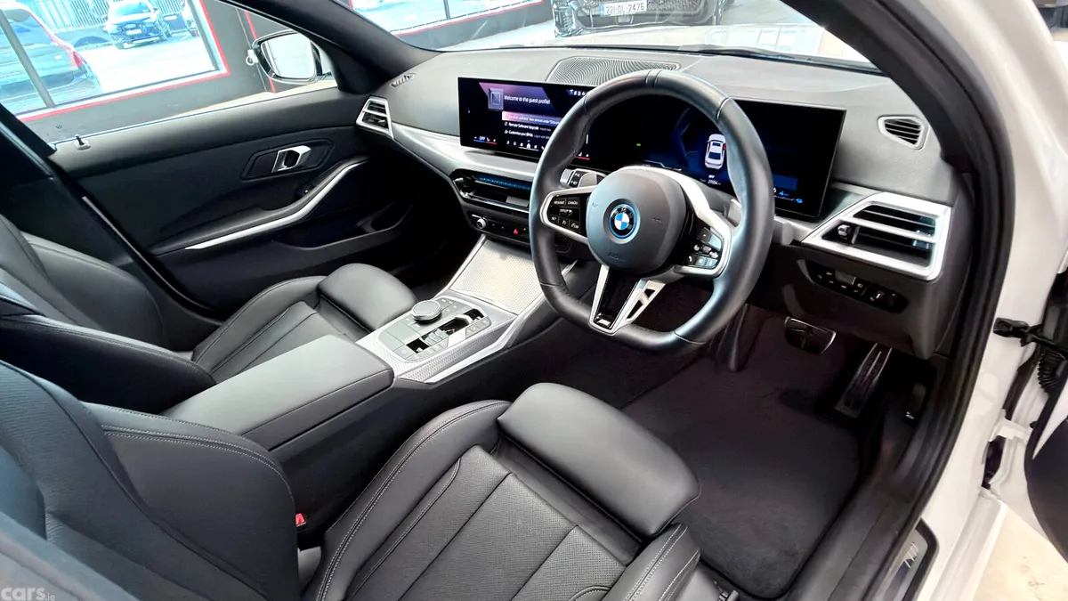 BMW 3-Series Saloon, Petrol Hybrid, 2025, White